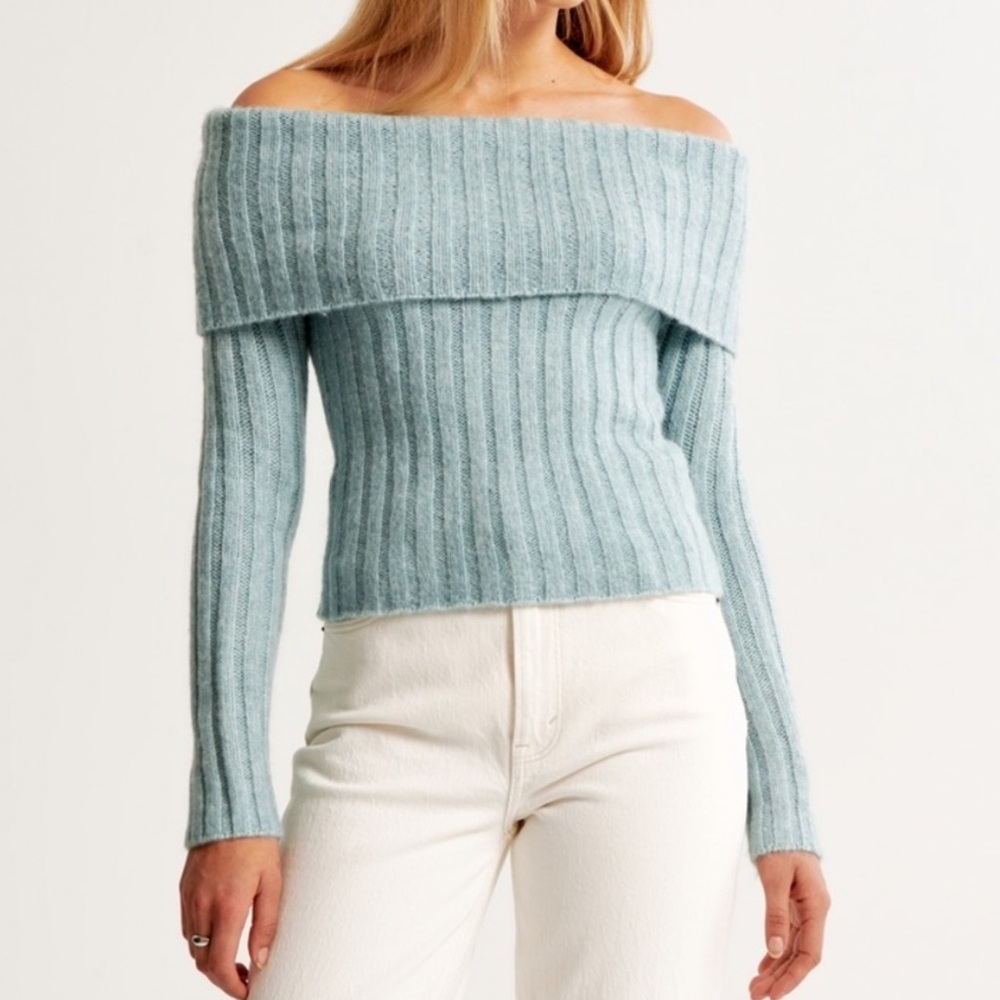 NWT Abercrombie Off-The-Shoulder Ribbed Sweater in Light Blue